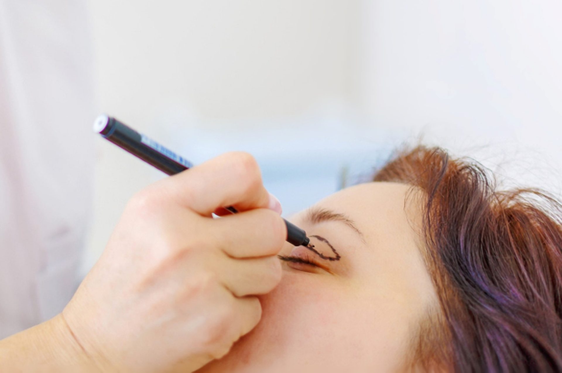 preparation before droopy eyelid surgery