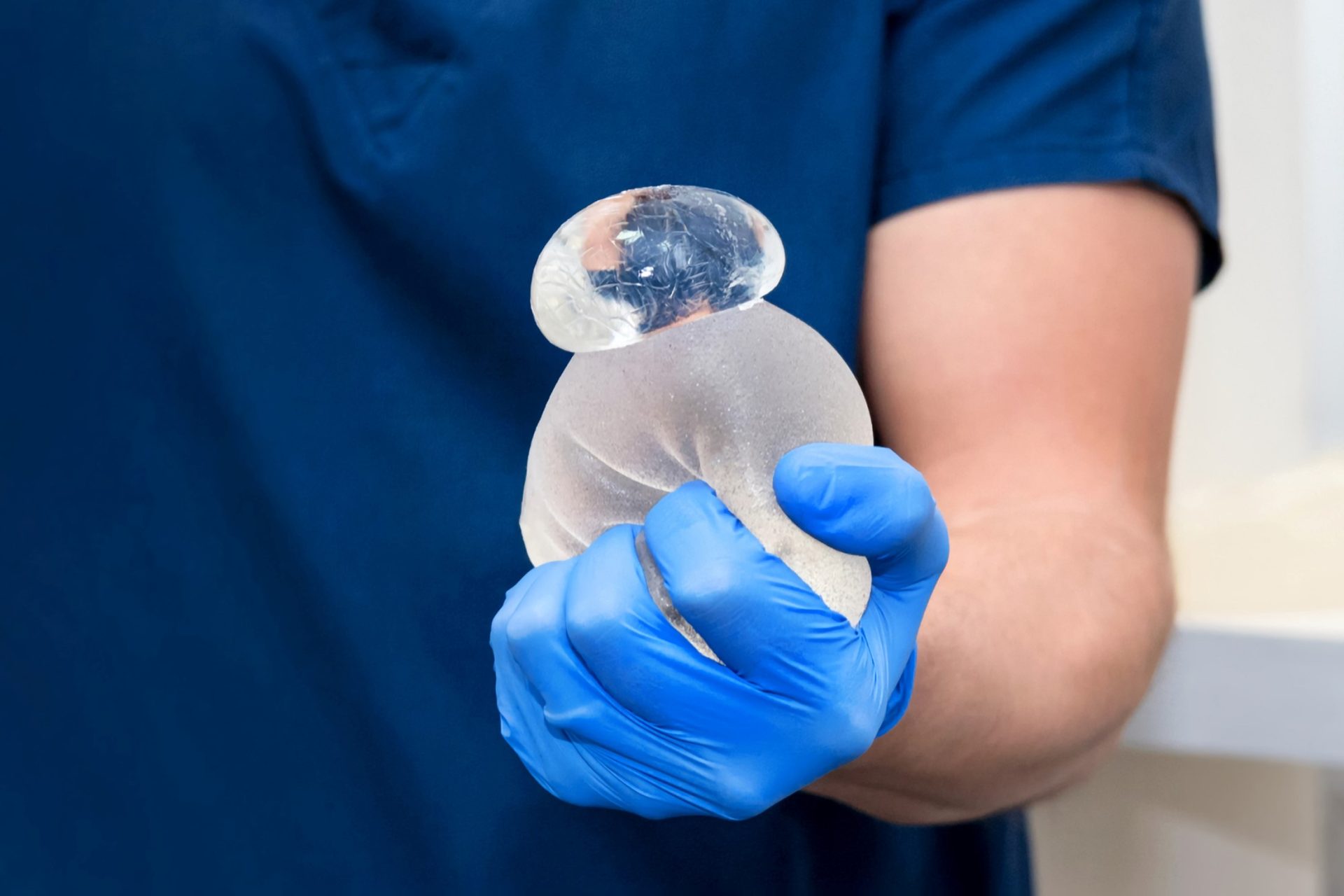 cohesive gel breast implants